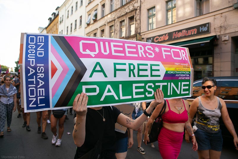 Montecruz Foto via https://creativecommons.org/licenses/by-sa/3.0/